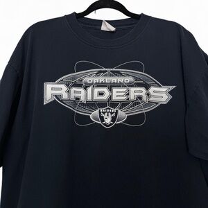 Vintage Oakland Raiders NFL graphic t-shirt size large
